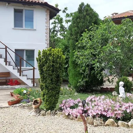 света марина 3*