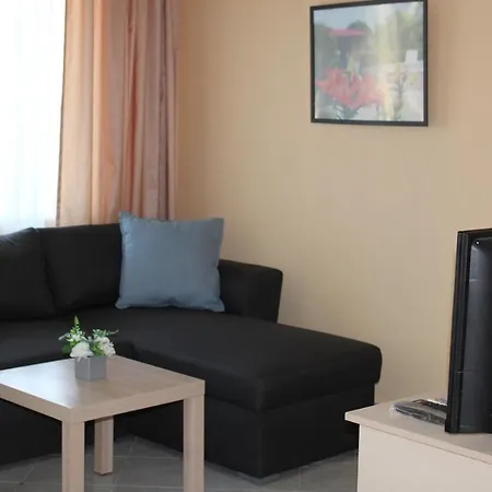 света марина 3*