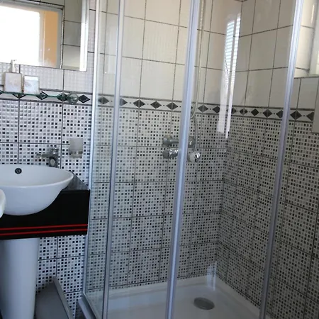 света марина 3*